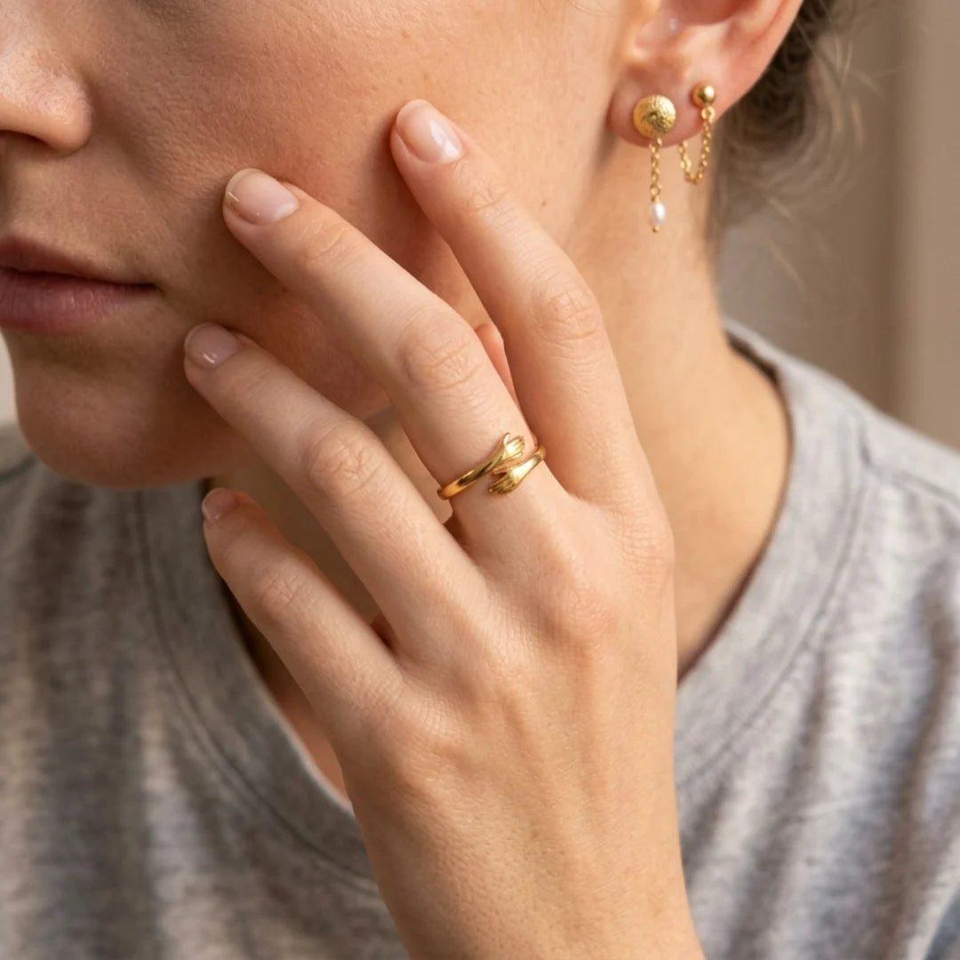 Personalized Engraved Hug Ring