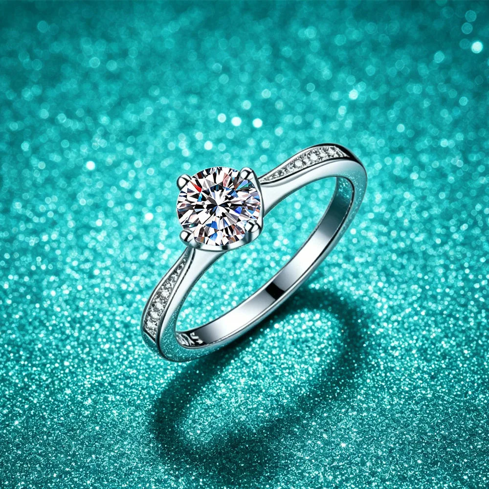 Kinselle 0.5CT Round Moissanite Eternity Band — 925 Sterling Silver