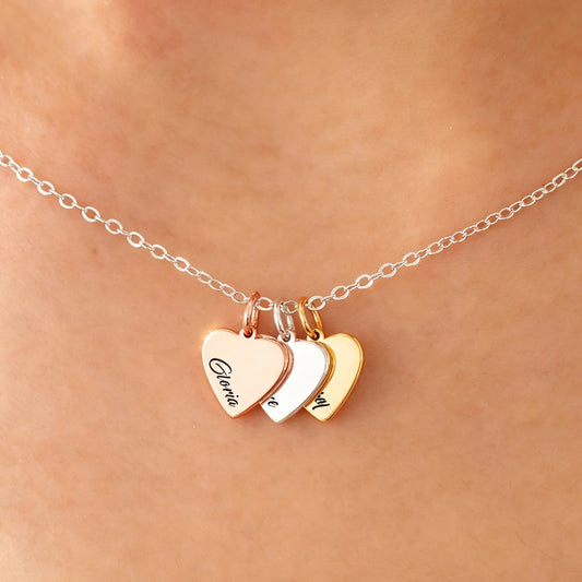 Kinselle Personalized Engraved Heart Name Necklace