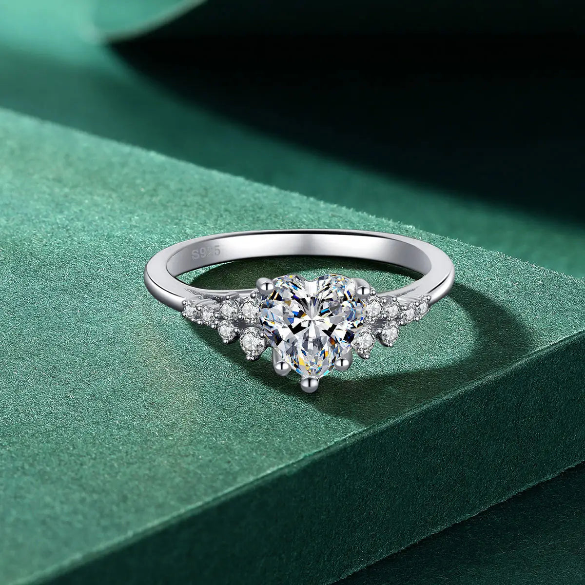 Kinselle Heart-Cut Moissanite Eternity Ring — D Color, VVS1, 925 Sterling Silver
