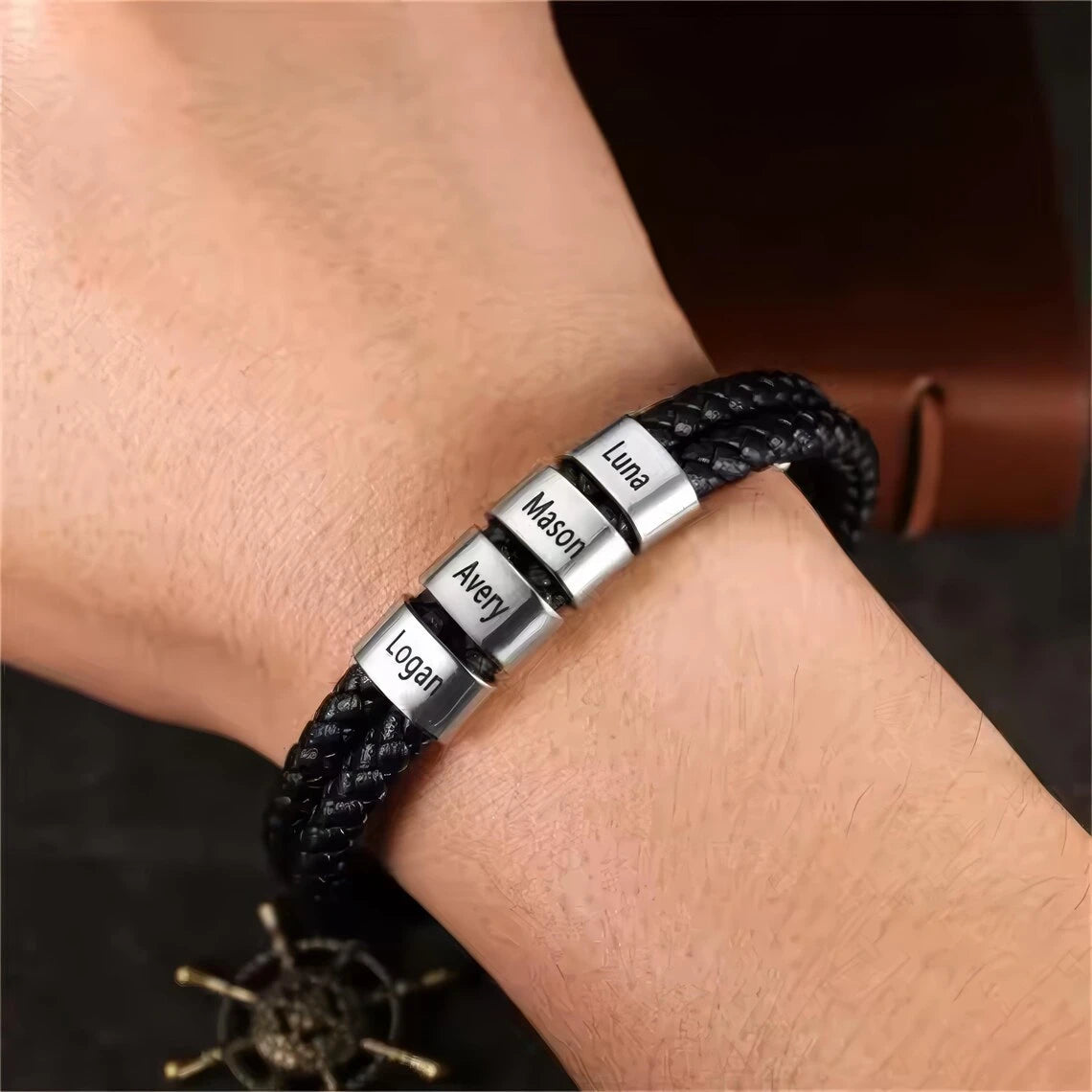Kinselle Personalized Engraved Leather Bracelet