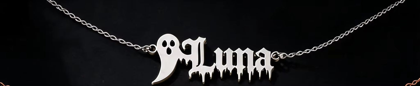 Kinselle Personalized Gothic Name Necklace