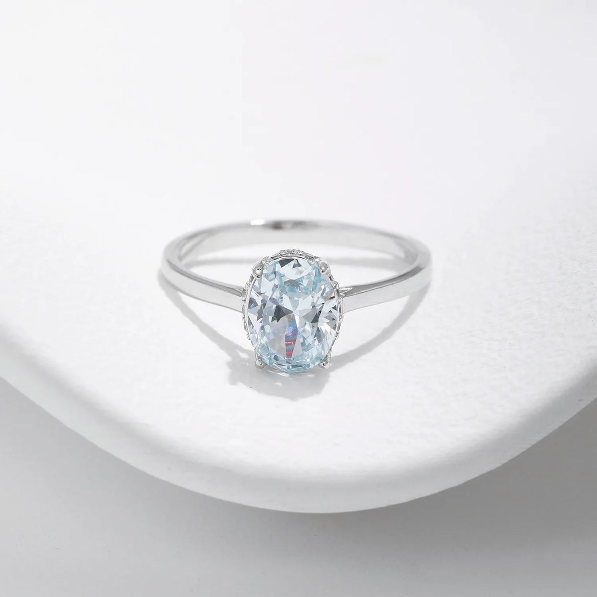 Kinselle Light Blue Oval Zircon Solitaire Ring — 925 Sterling Silver