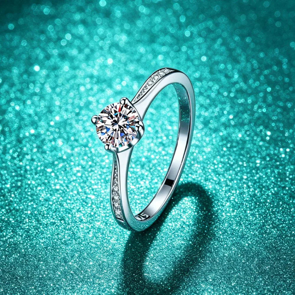 Kinselle 0.5CT Round Moissanite Eternity Band — 925 Sterling Silver