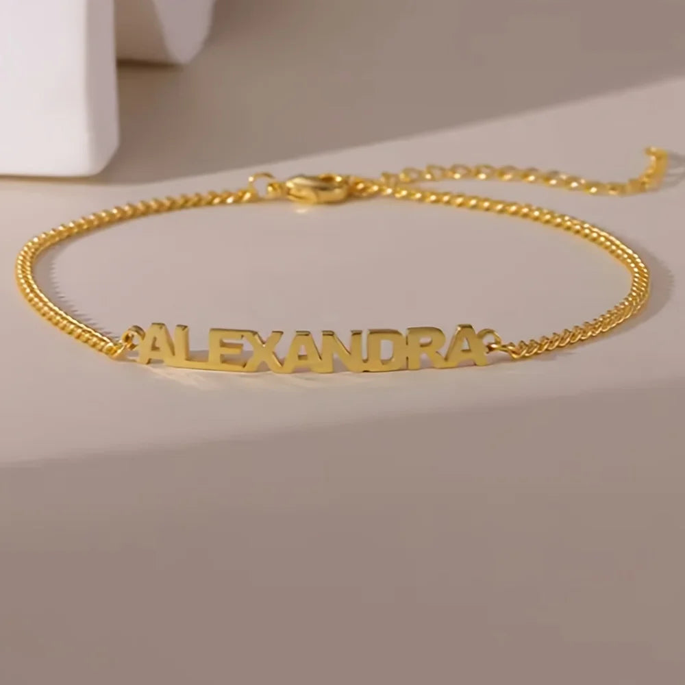 Kinselle Personalized Block Name Bracelet