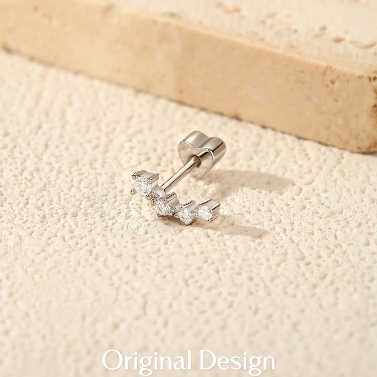 Kinselle Heart Moissanite Stud Earrings — VVS1, 925 Sterling Silver